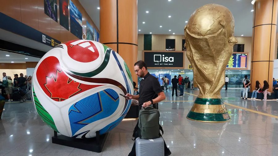 Internet Falls in Love With German Soccer Fan Exploring the American South Before 2026 World Cup Internet Falls in Love With German Soccer Fan Exploring the American South Before 2026 World Cup